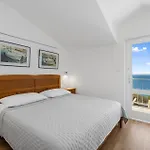 Tatil Evi 3 Bedroom Lovely In Murter
