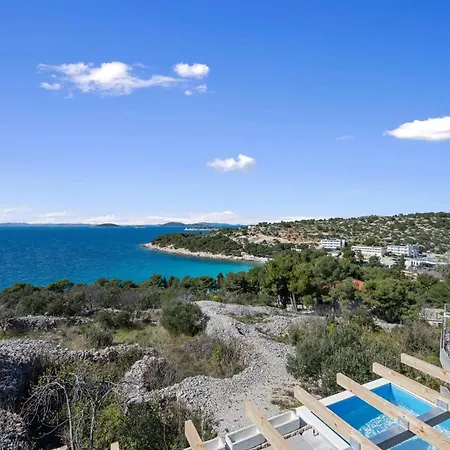 Semesterbostad 3 Bedroom Lovely In