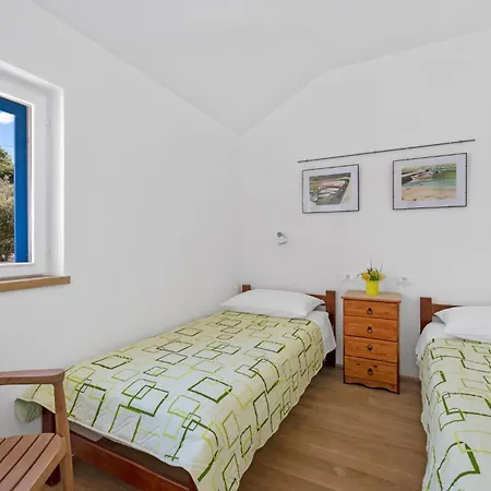 3 Bedroom Lovely In *