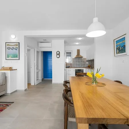 3 Bedroom Lovely In * Murter