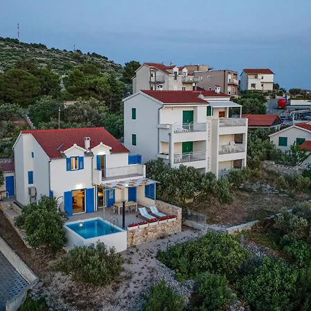 Prachtig Met 3 Slaapkamers In Vakantiehuis *