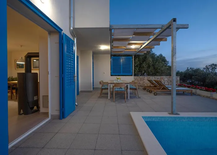 3 Bedroom Lovely In 펜션