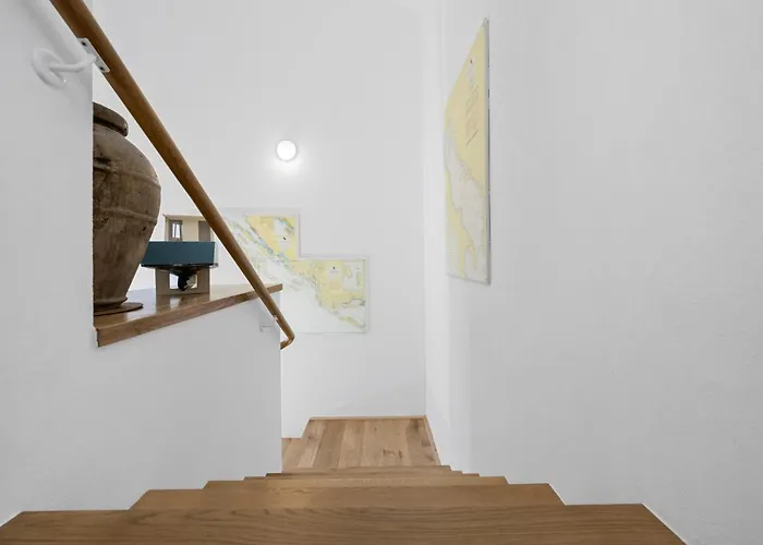 펜션 3 Bedroom Lovely In 무르테르